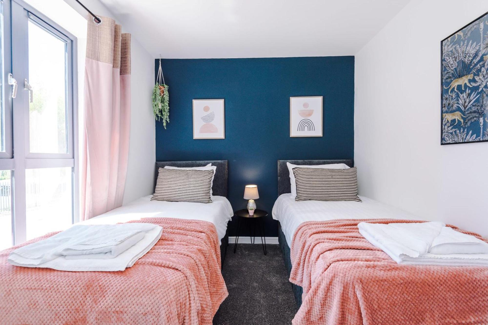 Rest&Recharge At Waterway House Βίλα Μάντσεστερ Εξωτερικό φωτογραφία