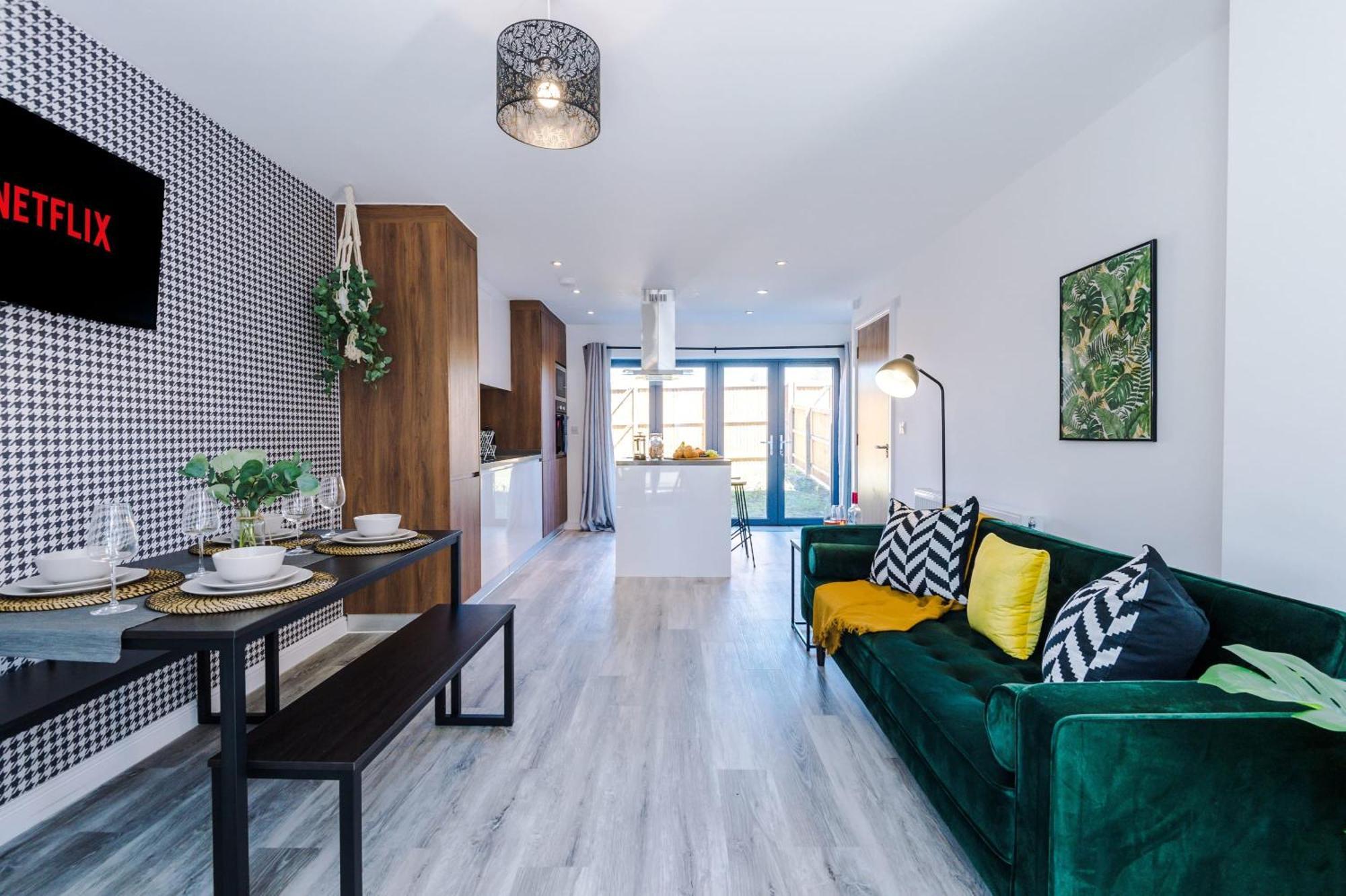 Rest&Recharge At Waterway House Βίλα Μάντσεστερ Εξωτερικό φωτογραφία